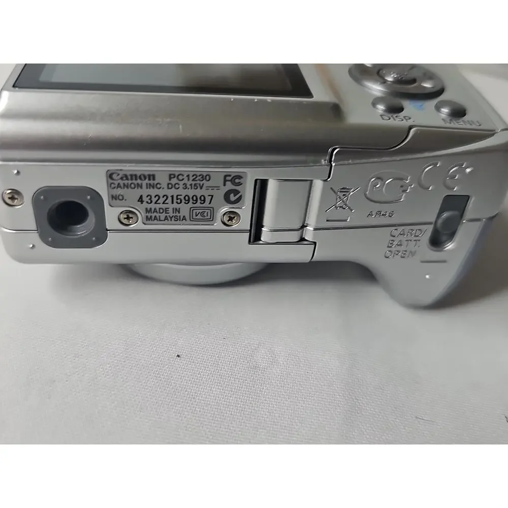 Canon PowerShot A550 7.1MP Digital Camera In Box - Silver TESTED
